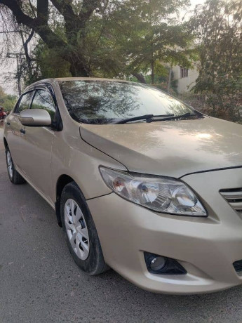 toyota-corolla-gli-2009-big-1