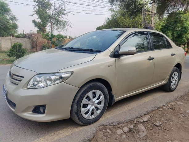 toyota-corolla-gli-2009-big-7