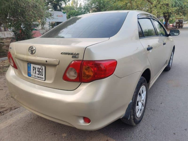 toyota-corolla-gli-2009-big-12