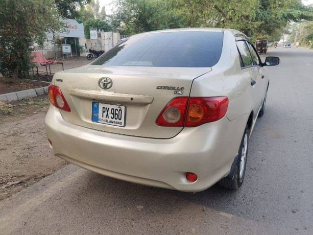 toyota-corolla-gli-2009-big-13