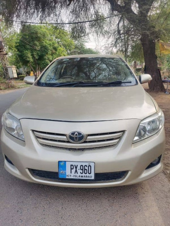 toyota-corolla-gli-2009-big-2