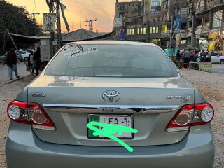 toyota-corolla-gli-2012