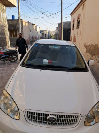 toyota-corolla-altis-2005-big-0