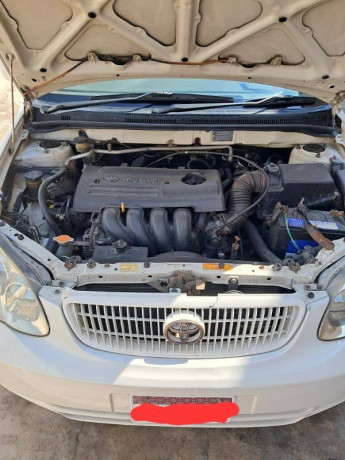 toyota-corolla-altis-2005-big-4