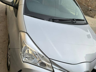 toyota-vitz-2017