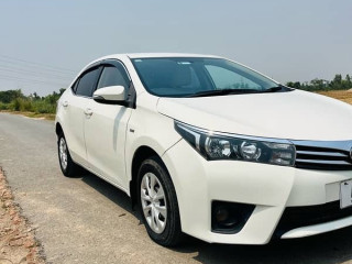 toyota-corolla-gli-2016