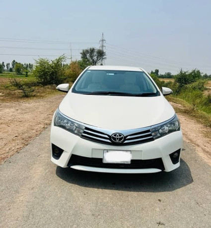 toyota-corolla-gli-2016-big-7