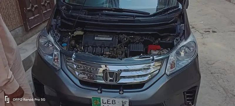honda-freed-2016-big-0