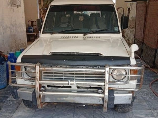 mitsubishi-pajero-1986