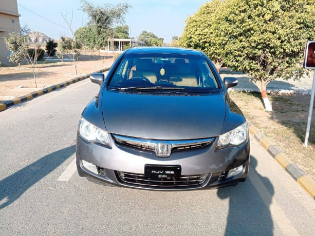 honda-civic-oriel-2010-big-0