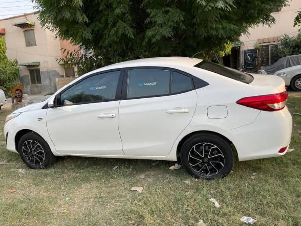 toyota-yaris-2021-big-14