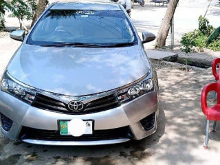 toyota-corolla-gli-2016-sargodha-city-only-whatsapp-no-03281448087