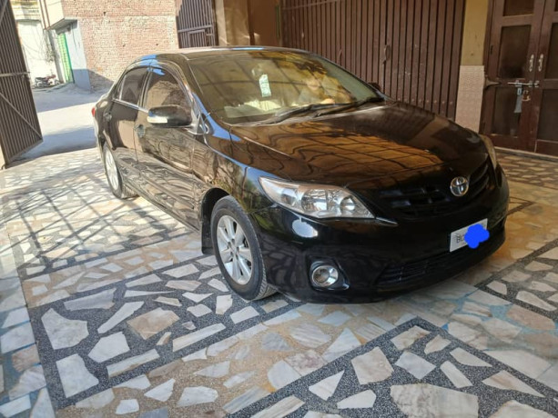 toyota-corolla-xli-2013-big-0