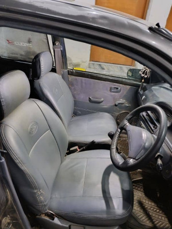 daihatsu-cuore-2007-big-5