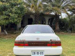 toyota-corolla-gl-model-1999
