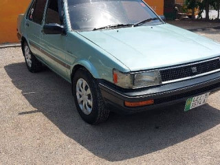toyota-gl-1985