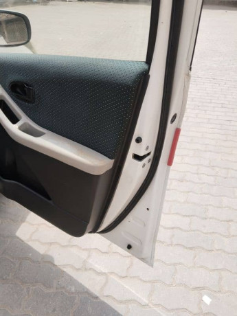 toyota-vitz-20058-good-condition-big-1