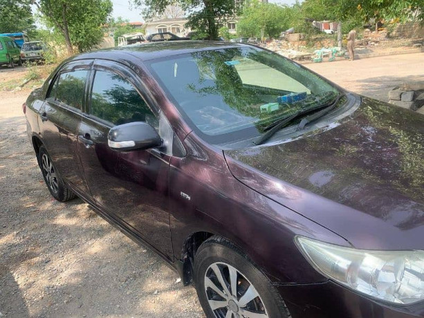 toyota-corolla-gli-2013-big-5