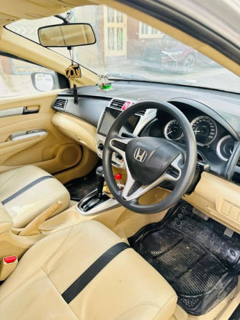 honda-city-ivtec-model-2020-big-17