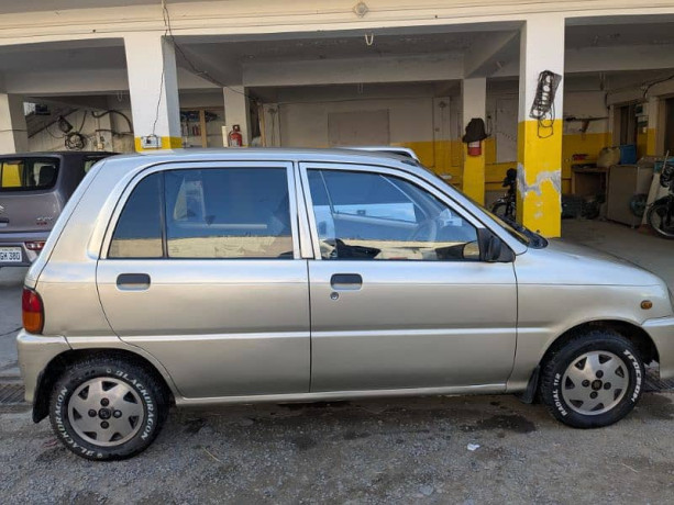 daihatsu-cuore-2007-big-0