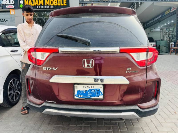 honda-br-v-i-vtec-s-2022-big-1