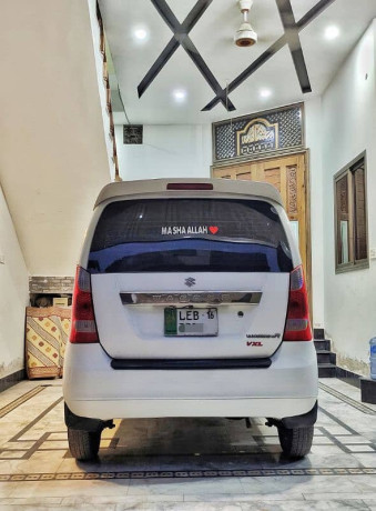 suzuki-wagon-r-2016-big-7