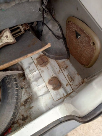 suzuki-mehran-vx-2008-big-17