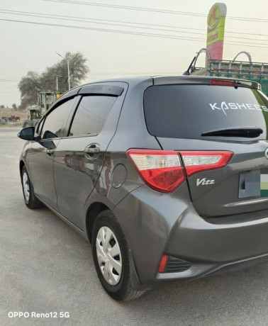toyota-vitz-201823-big-5