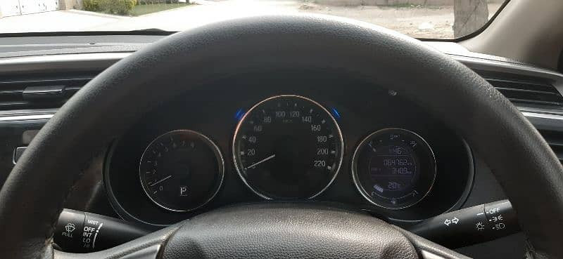 honda-city-15-cvt-automatic-big-5