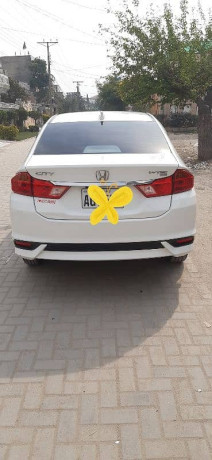 honda-city-15-cvt-automatic-big-11