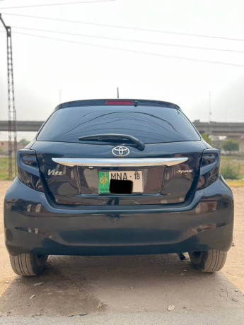 toyota-vitz-2014-big-3
