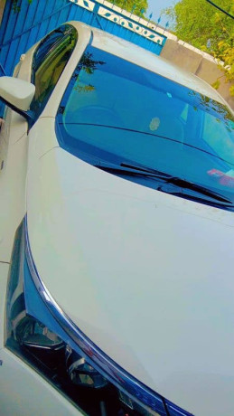 toyota-corolla-xli-2015-03468703726-big-2
