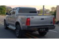 toyota-hilux-2011-small-3
