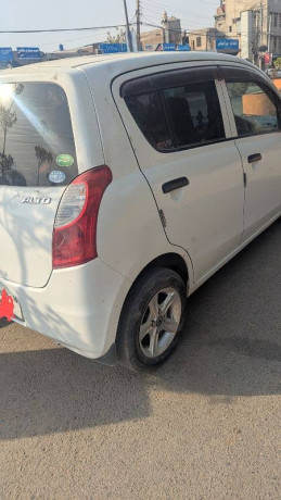 suzuki-alto-201316-big-6