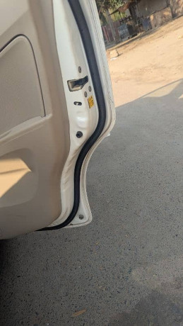 suzuki-alto-201316-big-15