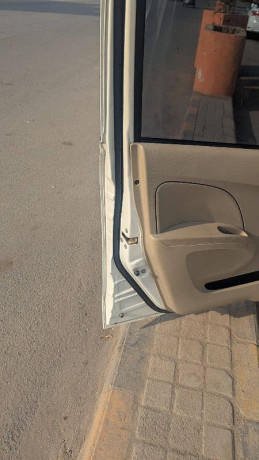 suzuki-alto-201316-big-18