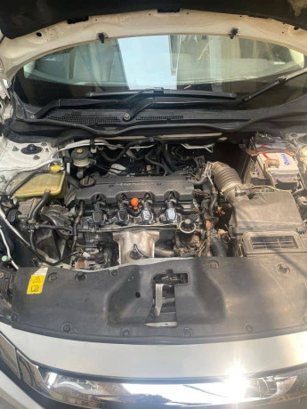 honda-civic-vti-oriel-prosmatec-2017-ug-big-17