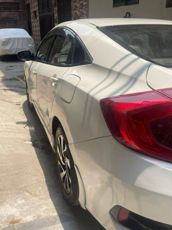 honda-civic-vti-oriel-prosmatec-2017-ug-big-15