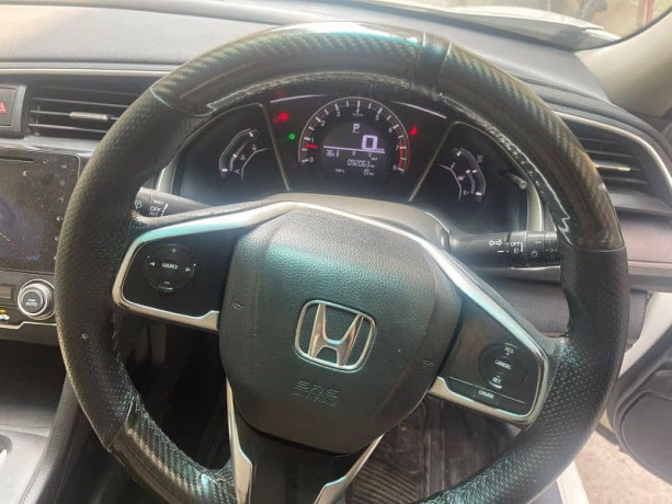 honda-civic-vti-oriel-prosmatec-2017-ug-big-5