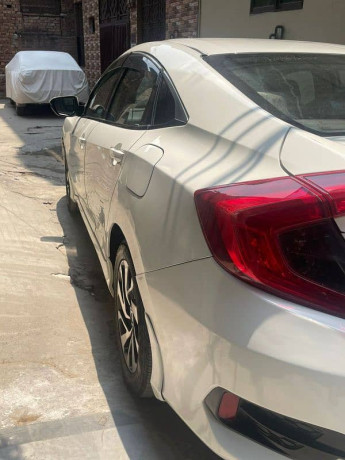 honda-civic-vti-oriel-prosmatec-2017-ug-big-4