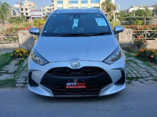 toyota-yaris-2021-1000cc-35-grade