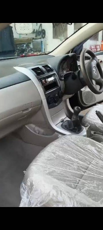 toyota-corolla-xli-2009-big-6