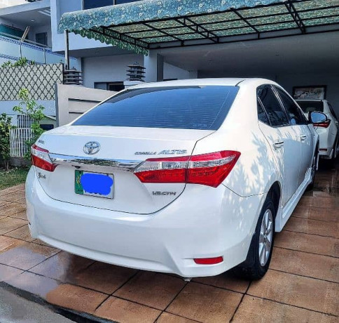 toyota-corolla-altis-2014-contact-no-03002864315-big-2