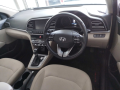 hyundai-elantra-small-2