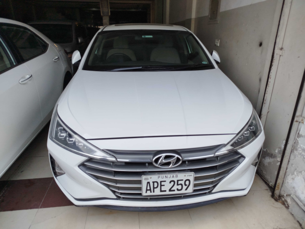 hyundai-elantra-big-0