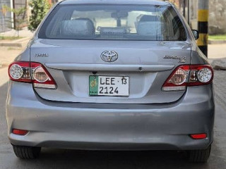 toyota-corolla-gli-2013