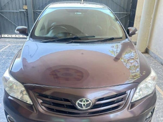 toyota-corolla-gli-2013