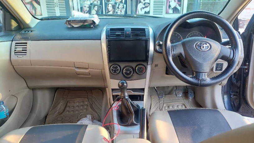 good-conditions-home-used-tach-screen-ac-on-petrol-avrage-1650-big-9