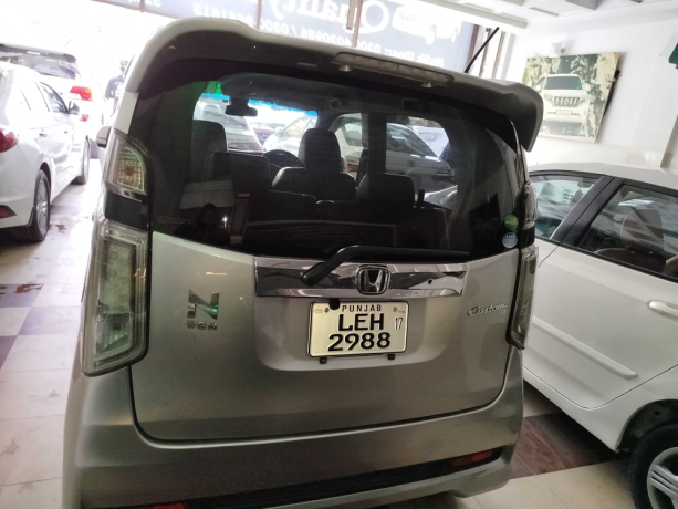 honda-n-weg-big-8