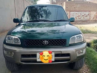 toyota-rav4-1997-model-automatic-jeep